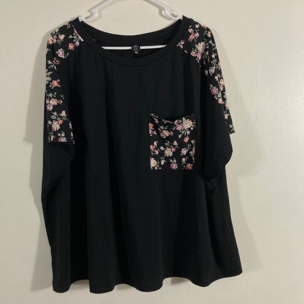 Shein Fit+ Floral Pocket Top Women 24/26 Black Short Sleeve Raglan Oversized